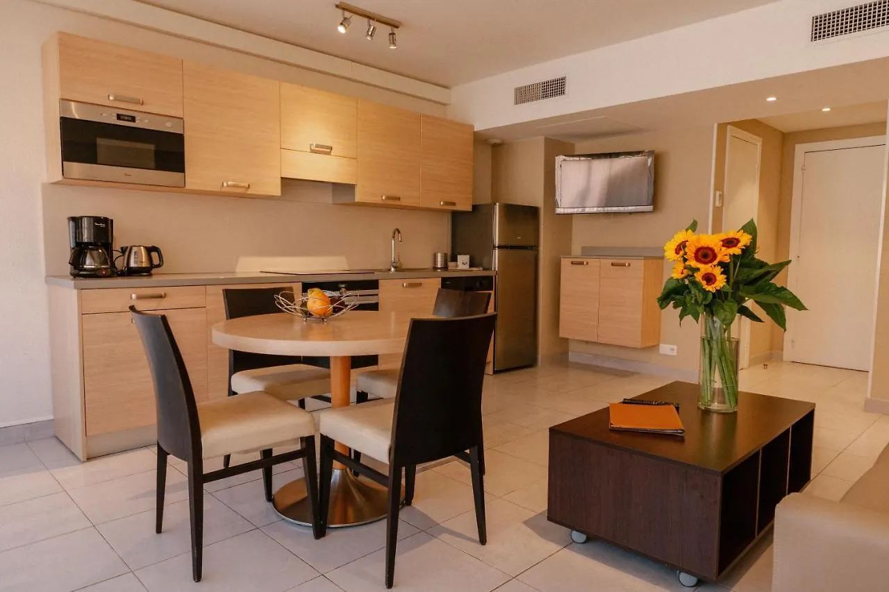 Residence Chateauneuf Menton Aparthotel