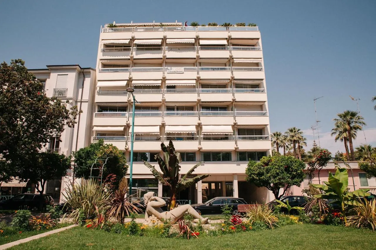 Residence Chateauneuf Menton 2*,  Frankrijk