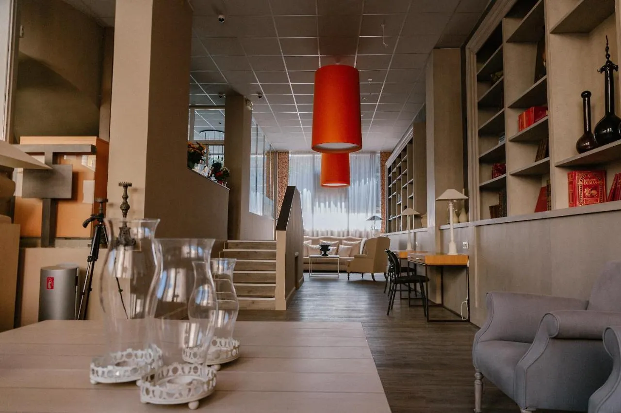 Residence Chateauneuf Menton Aparthotel