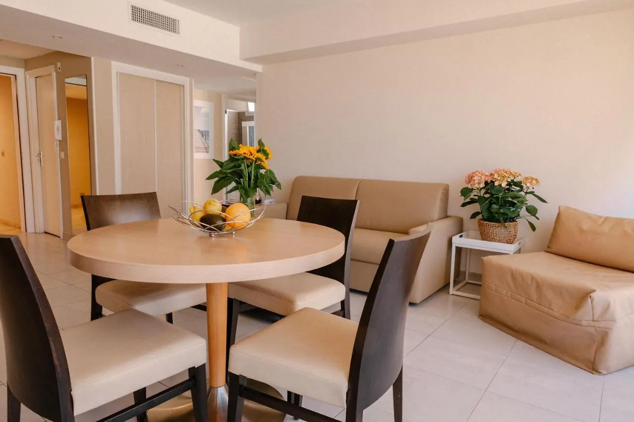 Residence Chateauneuf Menton Aparthotel