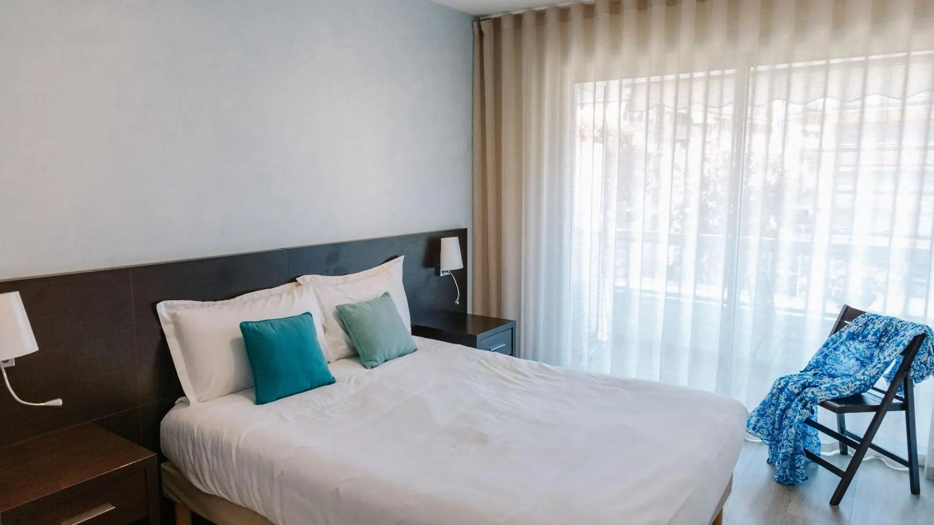 Résidence Châteauneuf Menton Apartahotel