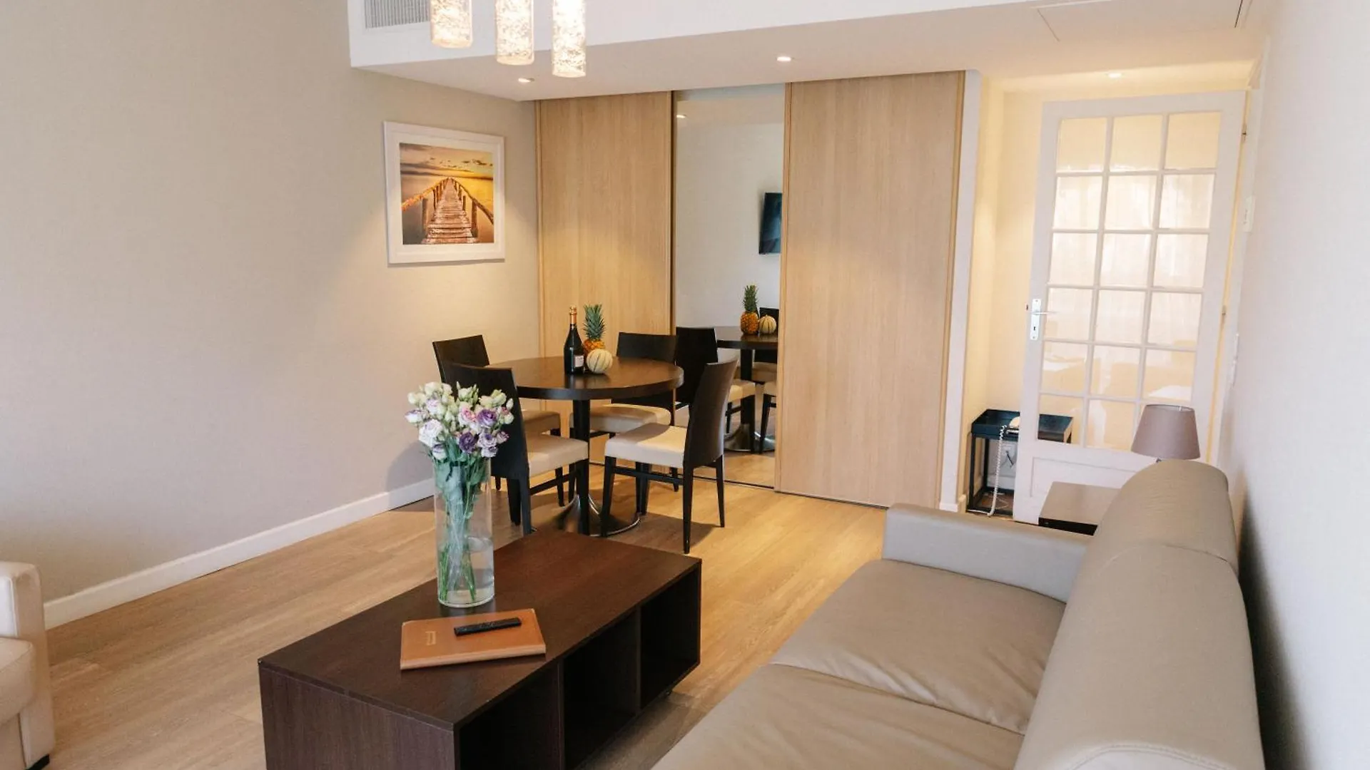 Residence Chateauneuf Menton France