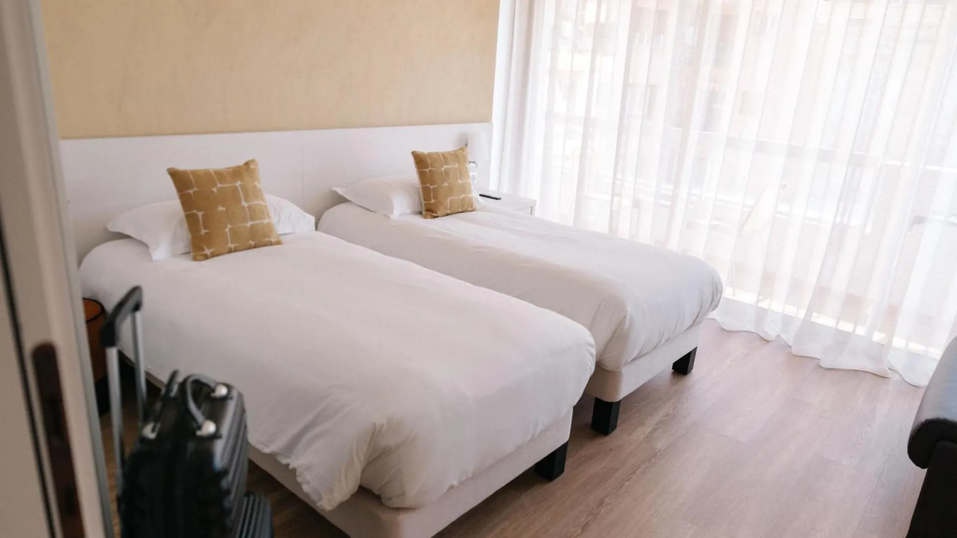 Residence Chateauneuf Menton France
