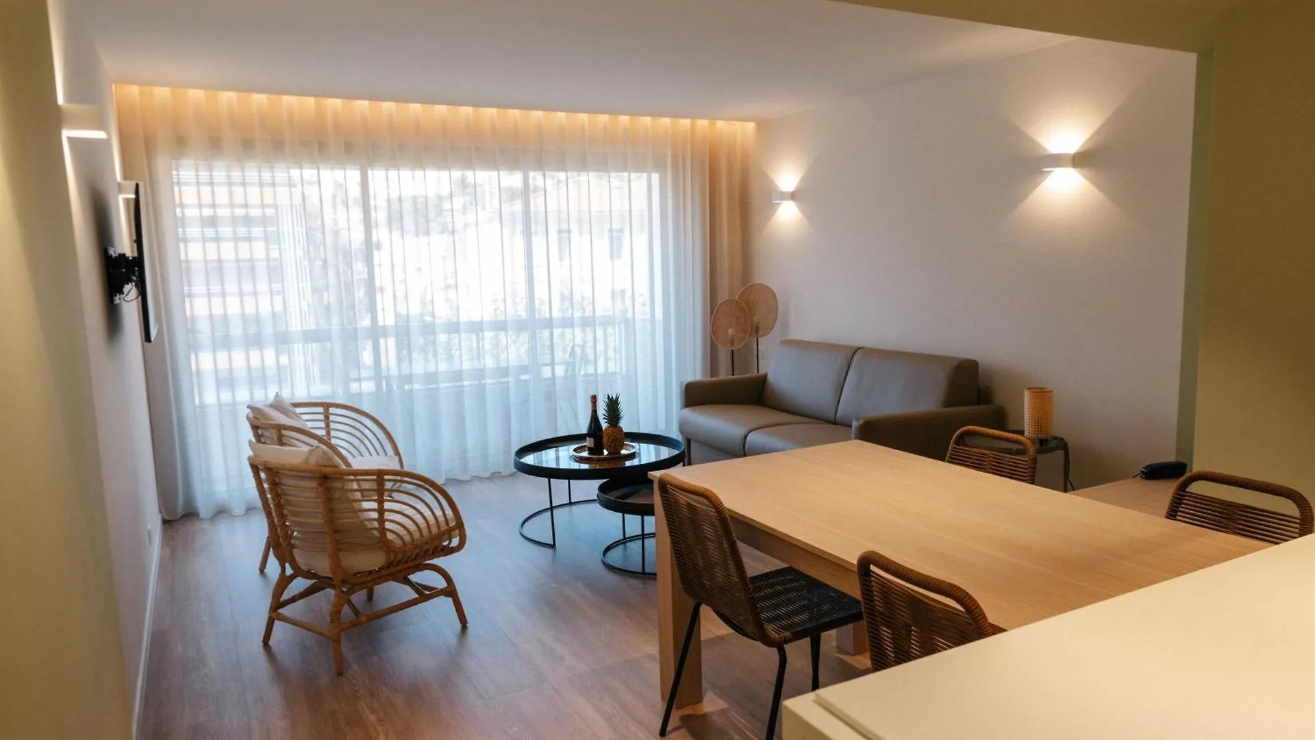 ** Aparthotel Residence Chateauneuf Menton France