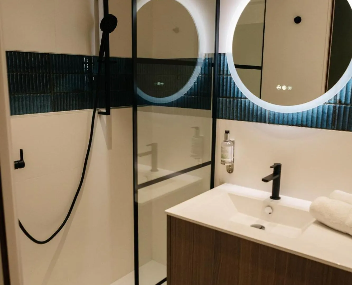 Residence Chateauneuf Menton Aparthotel